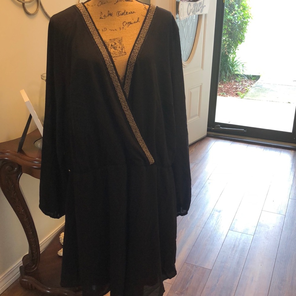 Torrid plus size black women dress SZ 4